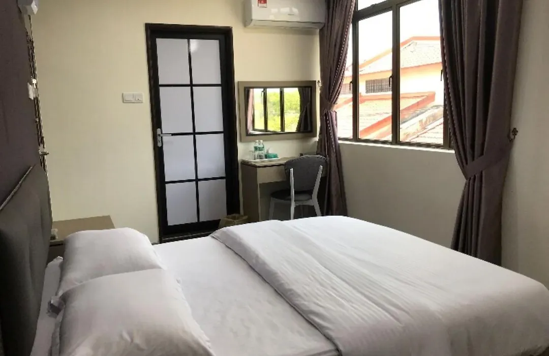 Z Stay Inn Hotel-1